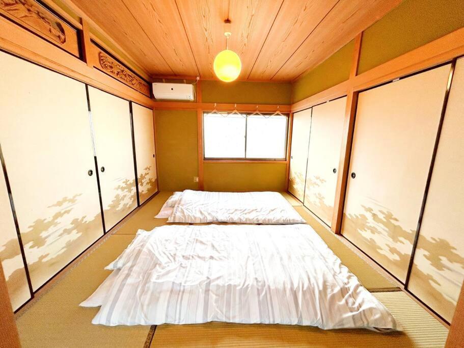 Holiday home New Open !! 田舎の一棟貸 お庭でbbqやプール遊びができる貸切の宿 3ぴーす Fukuchiyama