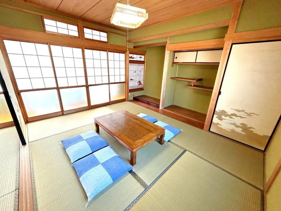 Holiday home New Open !! 田舎の一棟貸 お庭でbbqやプール遊びができる貸切の宿 3ぴーす *