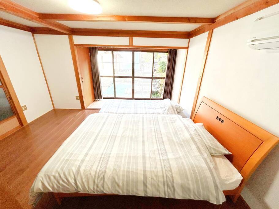 Holiday home New Open !! 田舎の一棟貸 お庭でbbqやプール遊びができる貸切の宿 3ぴーす Fukuchiyama