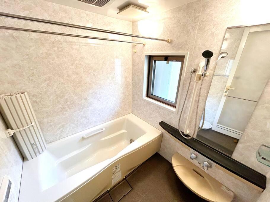 Holiday home New Open !! 田舎の一棟貸 お庭でbbqやプール遊びができる貸切の宿 3ぴーす Fukuchiyama