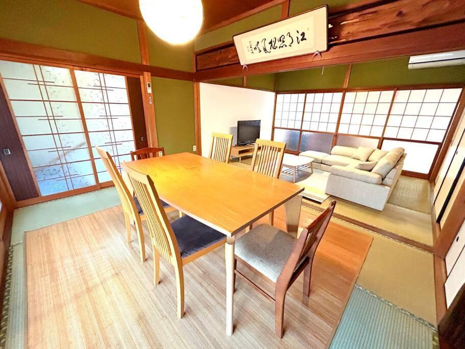 Holiday home New Open !! 田舎の一棟貸 お庭でbbqやプール遊びができる貸切の宿 3ぴーす *