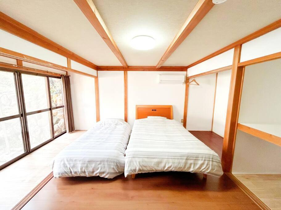 Holiday home New Open !! 田舎の一棟貸 お庭でbbqやプール遊びができる貸切の宿 3ぴーす *
