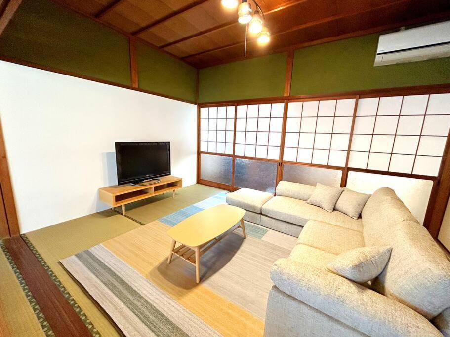 New Open !! 田舎の一棟貸 お庭でbbqやプール遊びができる貸切の宿 3ぴーす